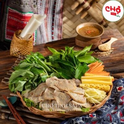 Bò tơ hấp cuốn rau rừng