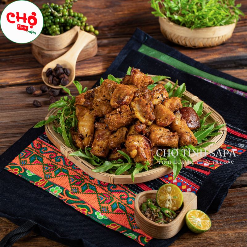 Lợn mường nướng mắc khén