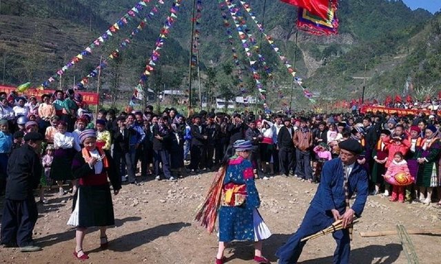 lễ hội nhảy múa ngày tết của người Dao